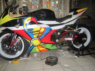 gambar desain cutting stiker motor