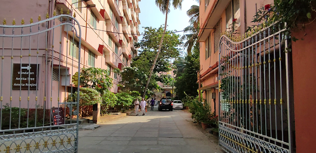 Bienvenue à Amritapuri !