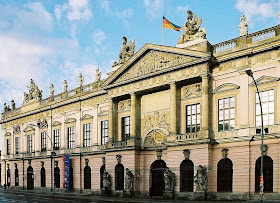 Zeughaus - Deutsches Historisches Museum em Berlim - Alemanha