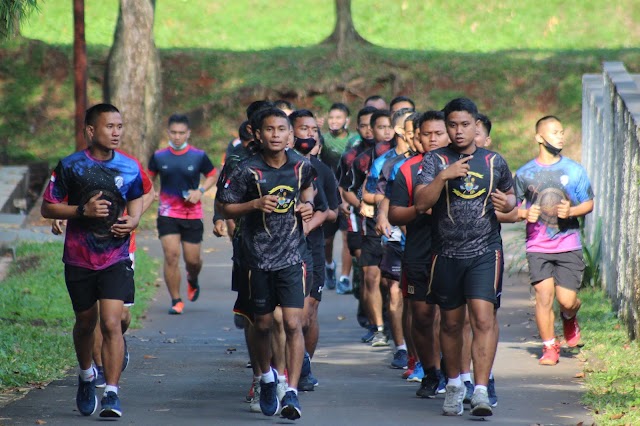Komandan Batalyon Ranratfib 1 Marinir Gelar Olahraga Bersama 