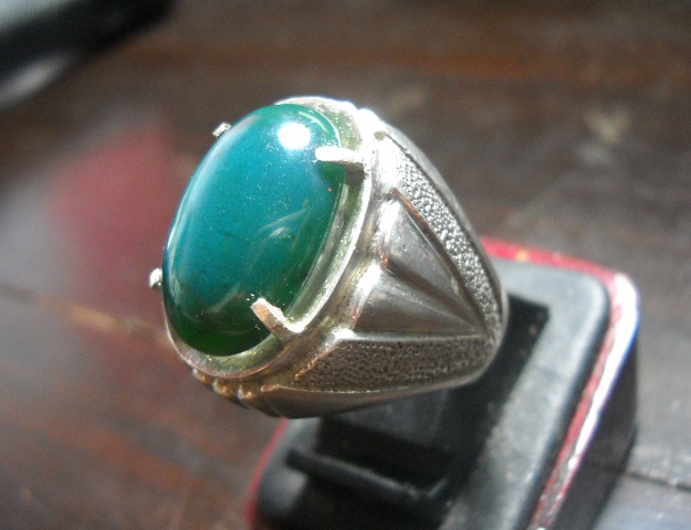 BC67- Batu Bacan Hijau Cincau Kristal... Mantab bro !!!_SOLD