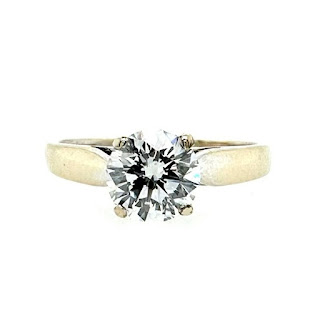 solitaire engagement ring