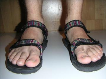 men should give up sandals
