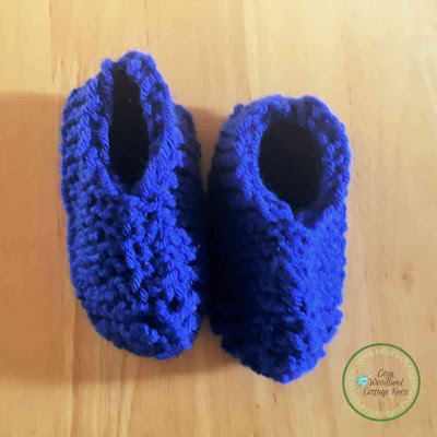 dark-blue-knitted-slippers