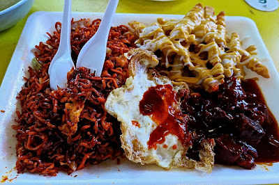 Ibrahim Mee Stall, maggie goreng special