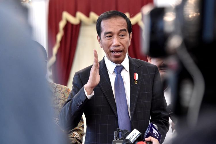 Angka Kematian Corona RI di Atas Dunia, Jokowi Minta Tingkatkan Standar Pengobatan