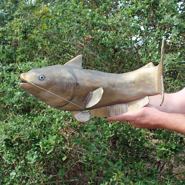 yellow catfish fishing urn