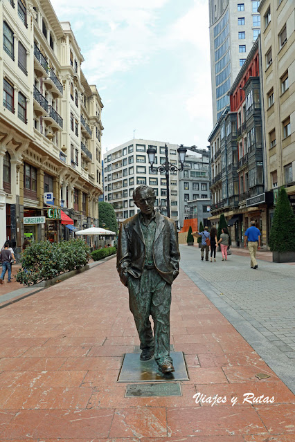 Estatua de Woodie Allen de Oviedo