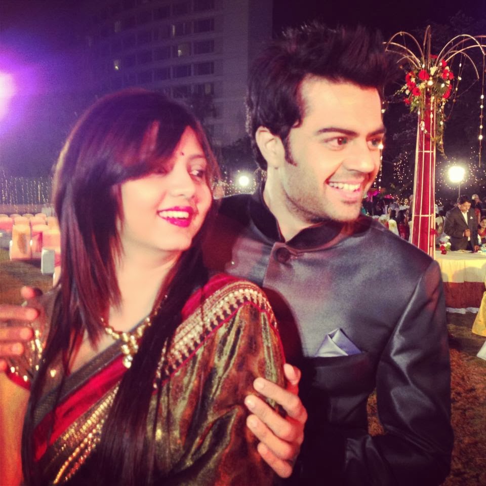 Television (TV) Anchor & Actor Manish Paul with Wife Sanyukta Paul | Television (TV) Anchor & Actor Manish Paul Family Photos | Real-Life Photos