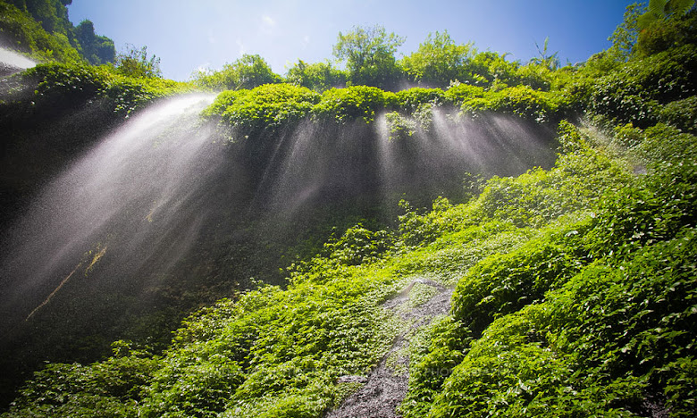 air terjun madakaripura di bromo jawa timur