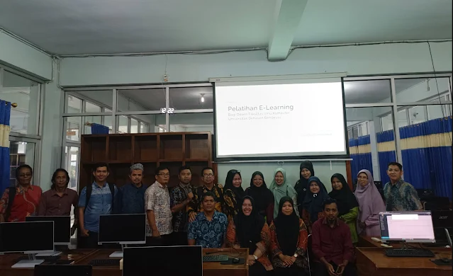 Pelatihan Elearning UNIVED