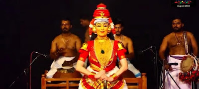 NANGIARKOOTHU ARANGETRAM Marialuisa Sales Guru Kalamandalam Sindhu Mizhavu: Kalamandalam Rahul, Kalamandalam Vujay EdakkaKalamandalam Sudheesh Thalam: Margi Aswathi 14 Agosto 2022 Kathakali School Cheruturuthy, Kerala Teatro Danza Indiano Nangiar Koothu Kutiyattam Marialuisa Sales