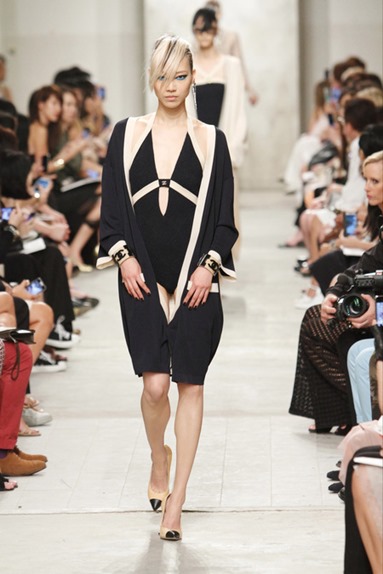 HiimaB_CHANEL_031_1366_450x675