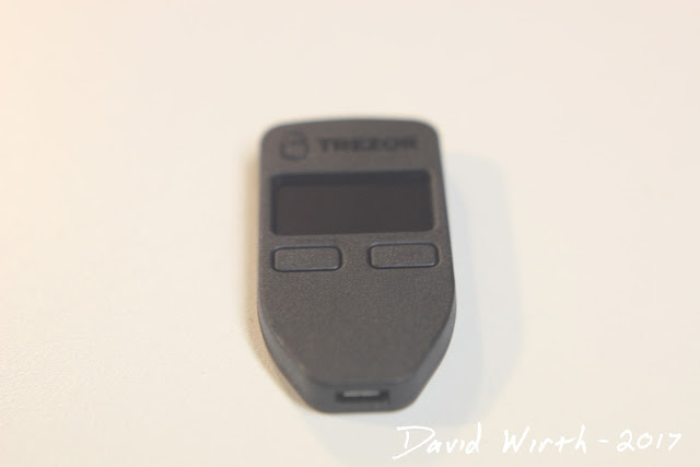 trezor size