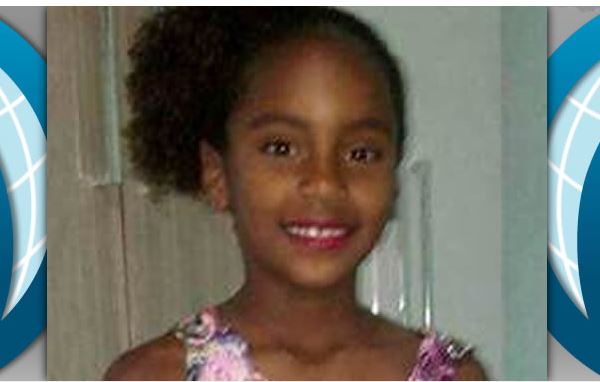 Menina de 8 anos morre após sofrer uma tamancada na cabeça da prima de 11 anos
