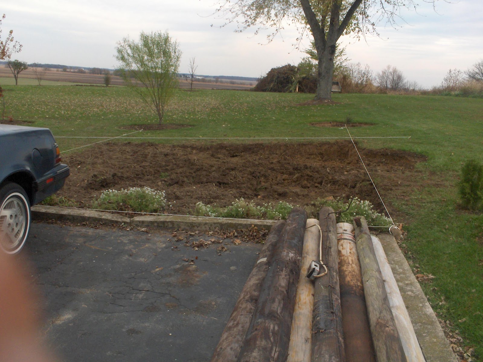  : How To Build a Workshop With Seven Telephone Poles and An Old Boot