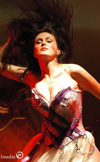 Sharon den Adel Pictures and Hairstyles