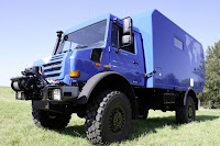 Mercedes Unimog U 4000 Camper