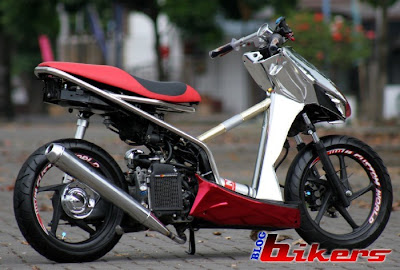 modif vario drag race