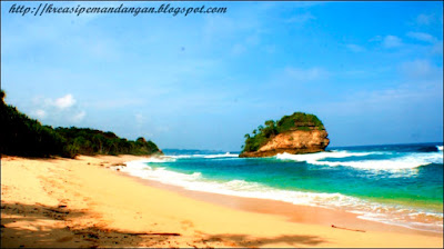 Pantai Cangaan Yang Menarik Sekali