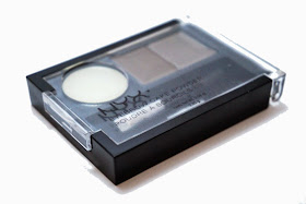 NYX Eyebrow Cake Powder in Taupe/Ash