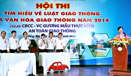  Nghị định 171/2013/NĐ-CP quy định xử phạt vi phạm hành chính trong lĩnh vực giao thông đường bộ và đường sắt