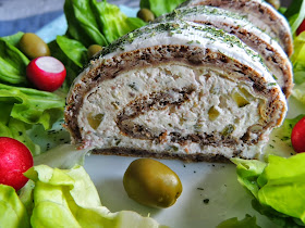 Savory cake with ham, cheese and walnuts 
