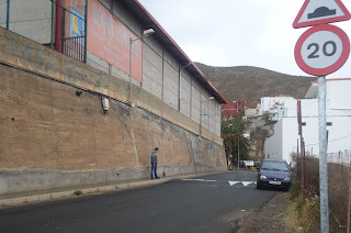 Reductor de velocidad situado en las cercanías del I.E.S Roque Amagro