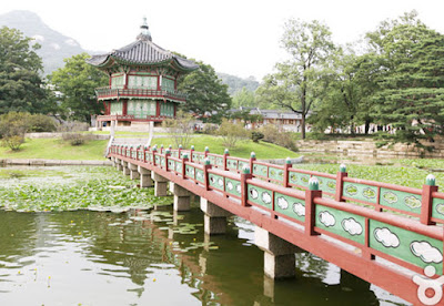 Gyeongbok Palace Wisata Korea Selatan Nuansa Kuno