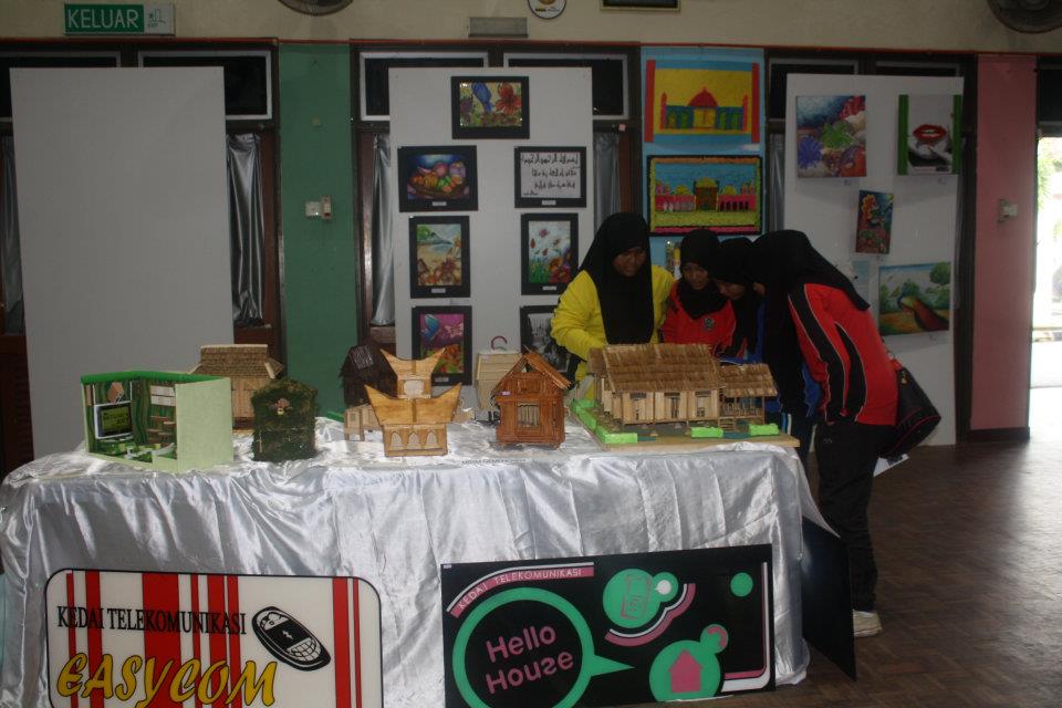 Cikguseni.com: Pameran SPM dan Bakat Muda @ Begholek 