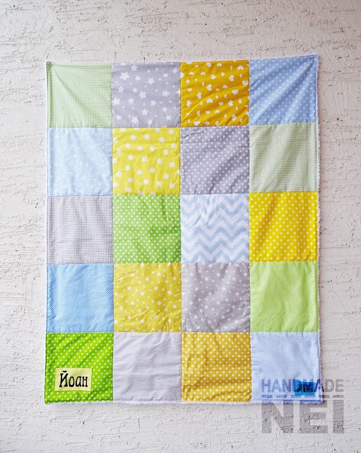 Handmade Nel: Пачуърк одеяло с полар за бебе "Жълто, синьо, зелено и сиво"