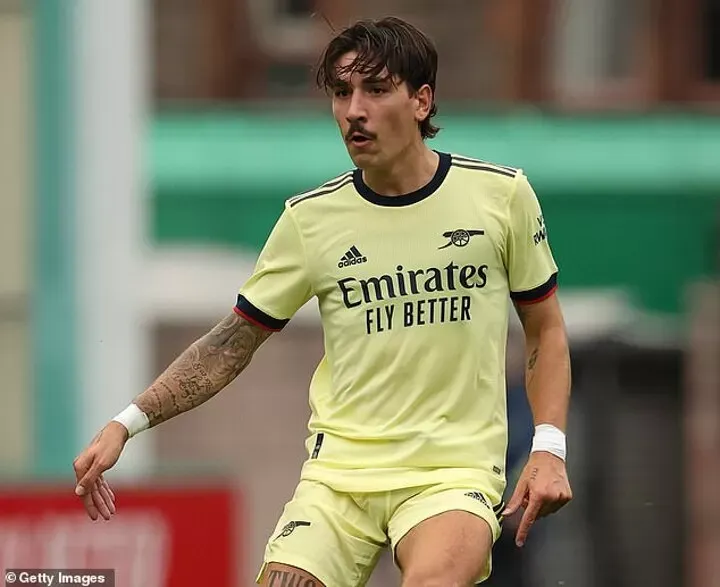 Inter Milan 'prepared to offer loan bid for Arsenal's Hector Bellerin but Gunners want £15m fee'