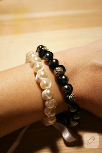 pearl bracelet