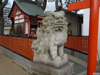 姫嶋神社楠社狛犬