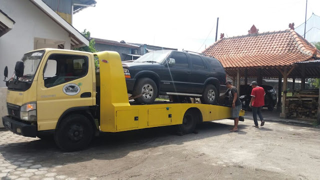 info towing,towing jogja,towing jateng,towing jalur selatan,truck towing,mobil derek,derek jogja,truck derek,derek darurat,mobil derek darurat