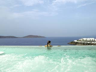 Outdoor swimming pool
