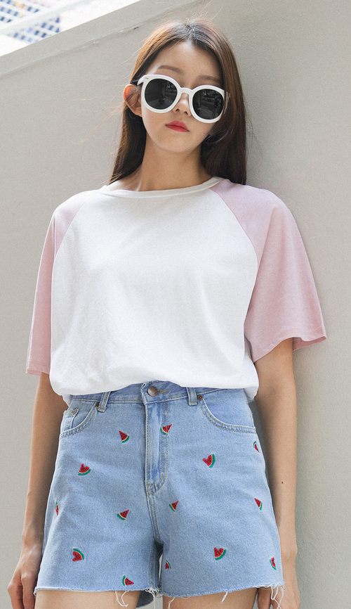  Fruit Embroidered Detail Cutoff Shorts