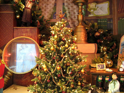 Christmas Tree Lord and Taylor Holiday Window