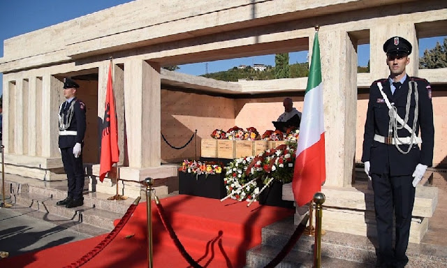 6 Italians re-burried in Sharra's columbarium walls