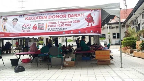 Dinas Perdagangan Kota Padang Gelar Donor Darah