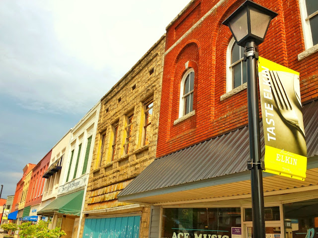 Downtown Elkin: #OutaboutNC NC Yadkin Valley Wine Guide