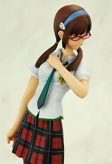 Figure Mari Makinami Student Image