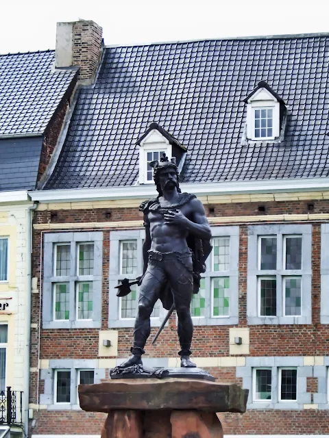 Ambiorix in Tongeren, a symbol of resistance againt the Roman Empire.