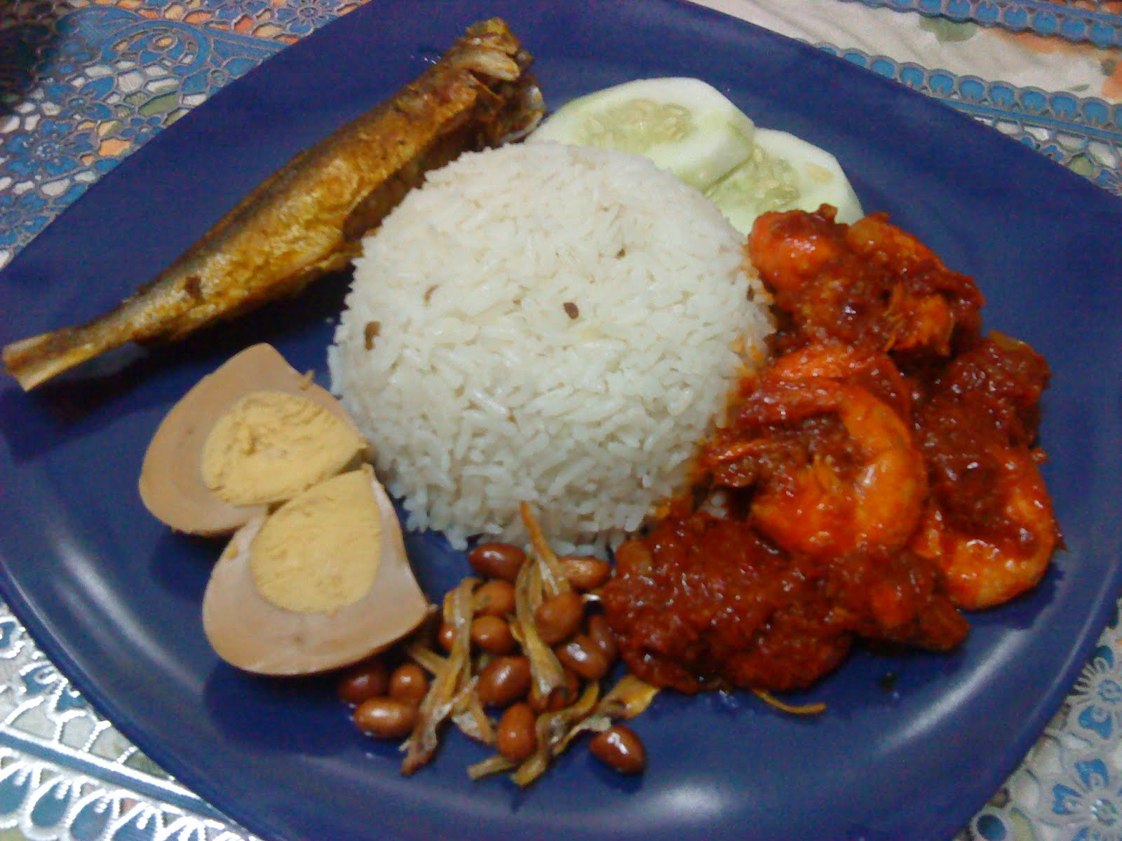 Sakura Berbunga Lagi .: NASI LEMAK SAMBAL UDANG