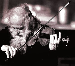 violinista-anciano-cuento