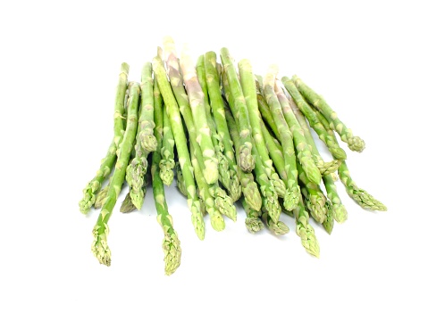 Keni problėme me zemrën dhe díabetin? Ju sugjeroj asparagun
