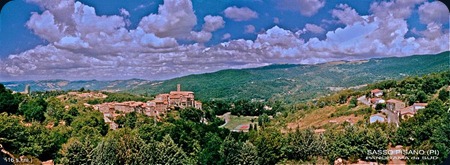 Sasso_Pisano_il_borgo_medievale_visto_da_Sud