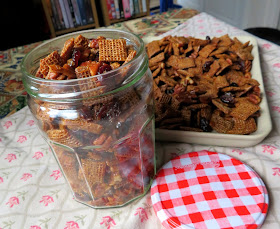 Pecan Crunch Snack Mix