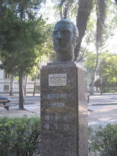 Roberto Themis Speroni, en poetas invitados, Ancile