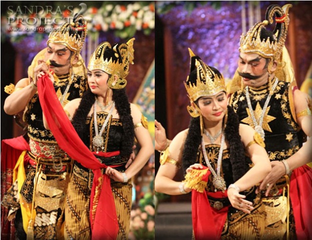 Tarian Gandrung adalah seni pertunjukan tarian yang berasal dari Banyuwangi Jawa Timur Info Gandrung Dance (Infatuated Dance)